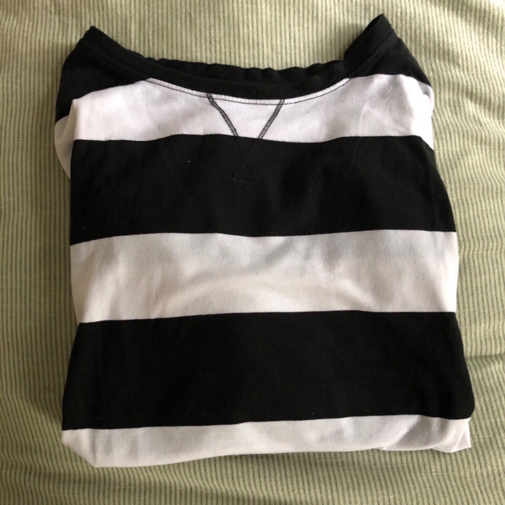 SO brand XL striped long sleeved shirt